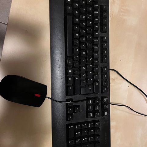 Lenovo tastatur og datamus