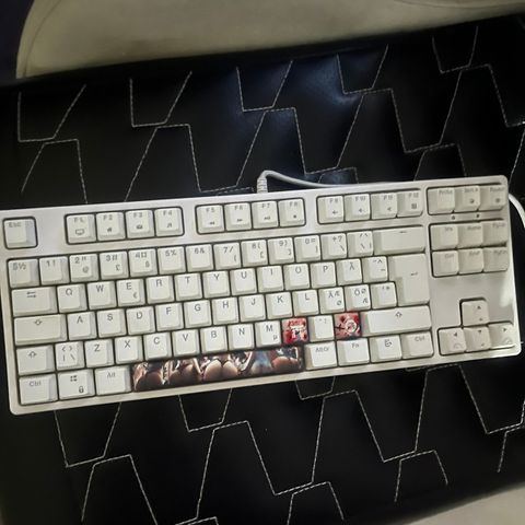 Svive gaming keyboard