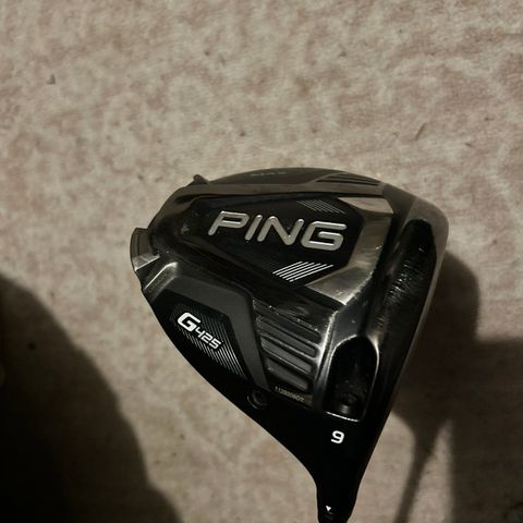 Ping Max G425 driver 9 grader x-stiff