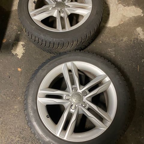 Nankang 225/50R17 vinterdekk på Audi felg