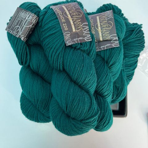 Cascade 220 petrol farget