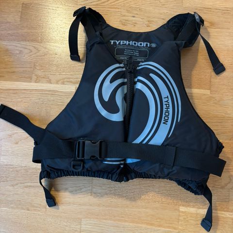 Typhoon padlevest.  Str. L/XL. Pent brukt.