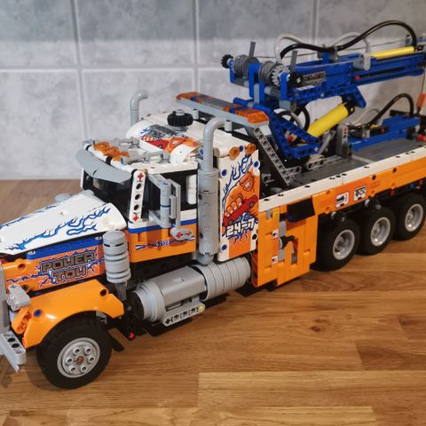 Technic Tow Truck