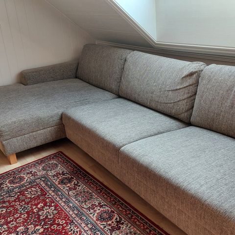 Sofa med sjeselong