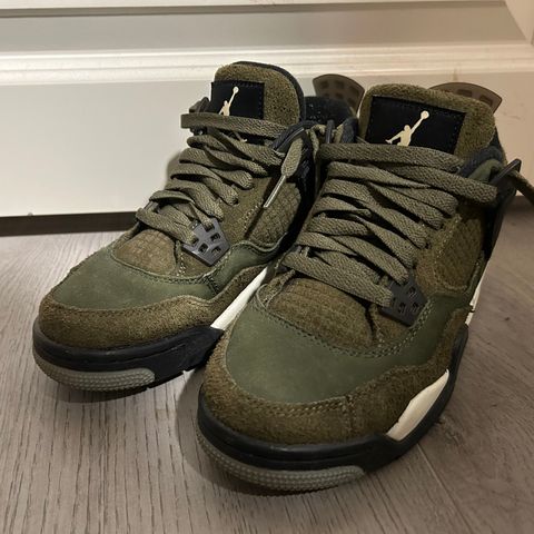 Nike jordan 4 gs 4.5Y