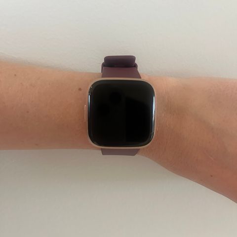 Fitbit Versa 2