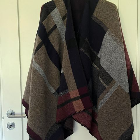 Holzweiler Poncho