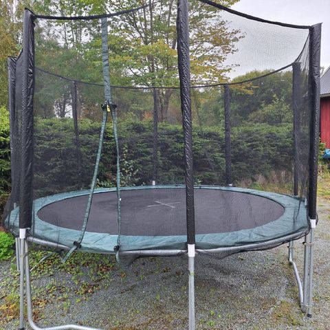 Trampoline