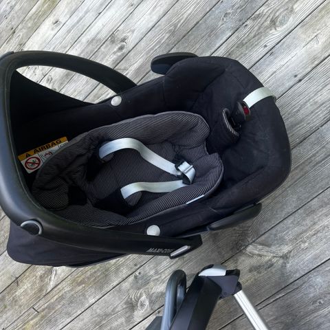 Maxi cosi pebble med base