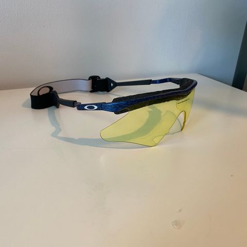 Oakley Mumbo Slash