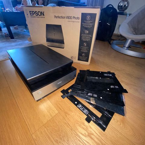 Epson v800 photo scanner, lite brukt.