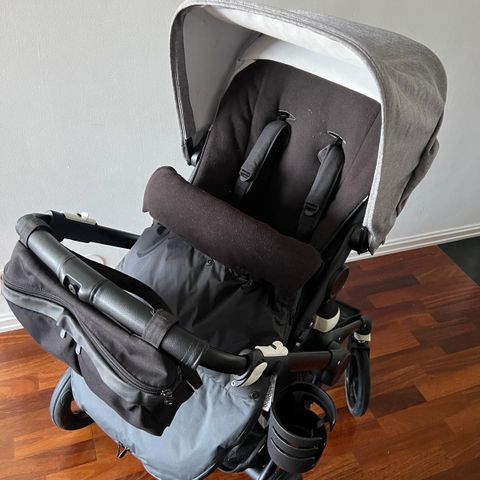 Bugaboo Fox Barnevogn med tilbehør