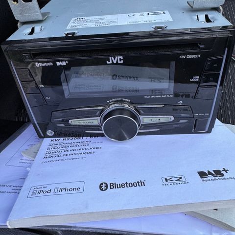 JVC bilstereo  DAB CD BLUETOOTH AUX