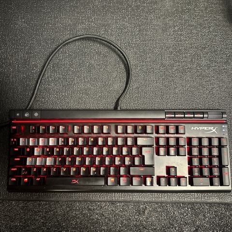 HyperX Alloy tastatur