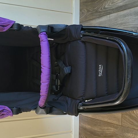 Britax  B-Motion 4 Plus