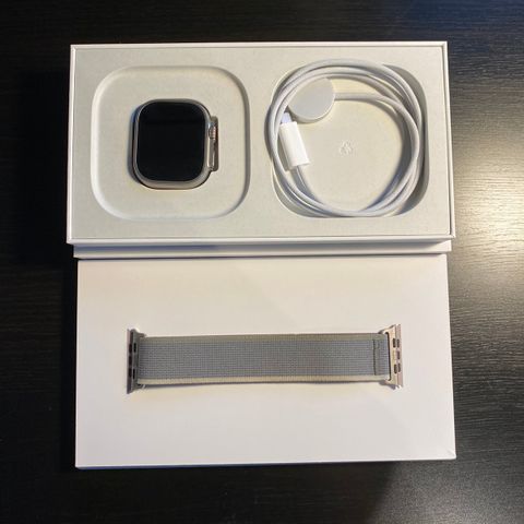 Som Ny! Apple Watch Ultra 2 med kvittering