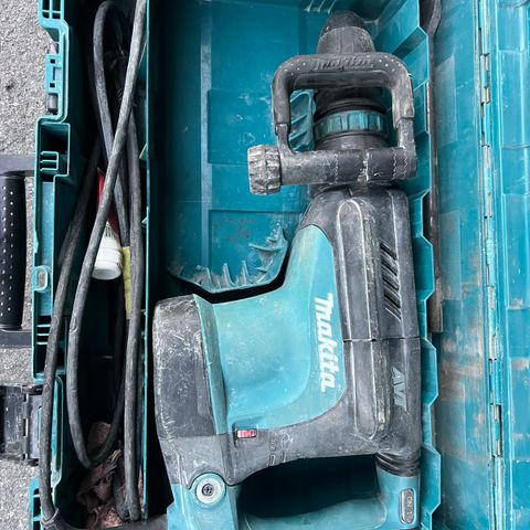 makita hm1213c