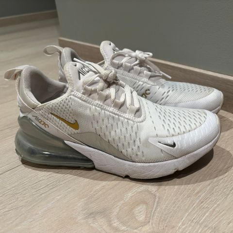 Nike Air Max 270 str.40