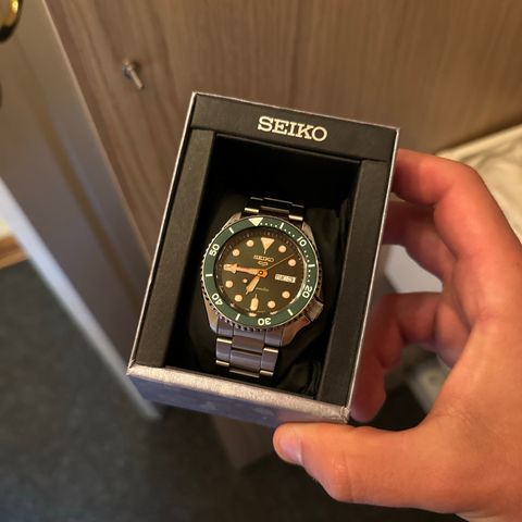 SEIKO 5 Automatic