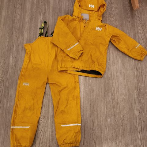 Regntøy fra Helly Hansen str. 110