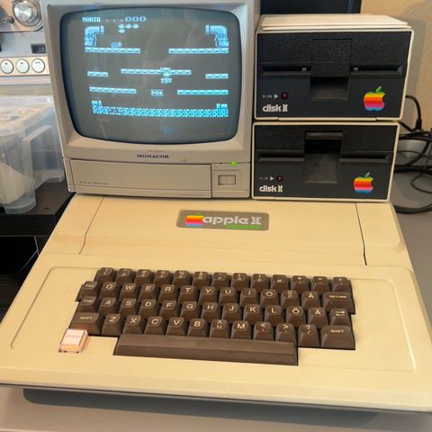 Ikonisk Apple II europlus selges