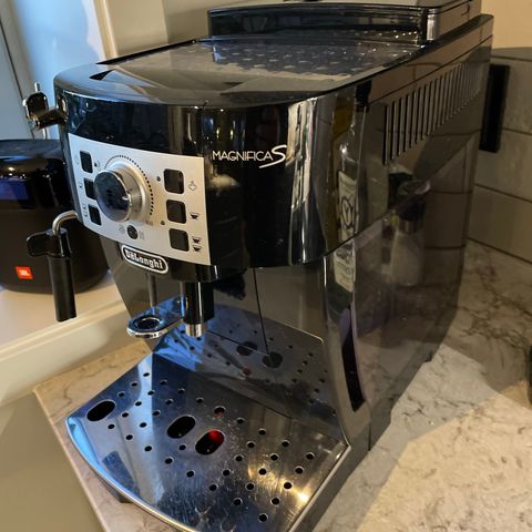 DeLonghi MAGNIFICA S selges