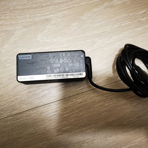 Lenovo lader usb-c adapter original 45w