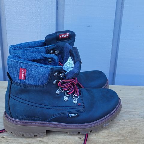 Levis vinterboots  str 32