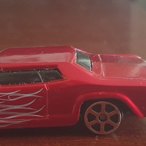 Maisto Rosewood Red Sports Muscle Car With Key