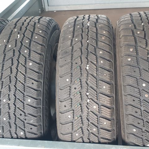 Vinter dekk 175 / 65 R 14 82T