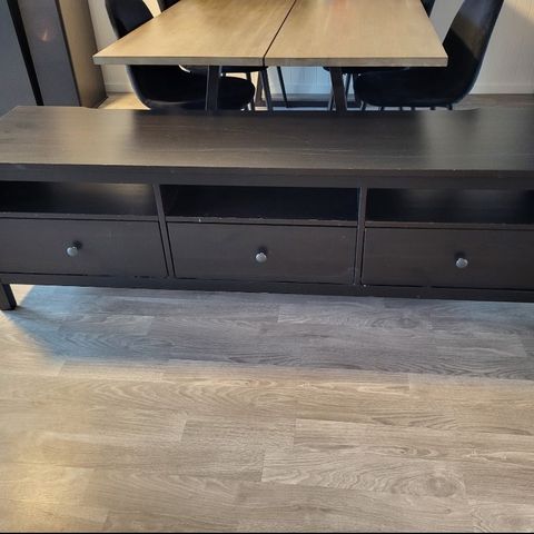 Hemnes TV-benk