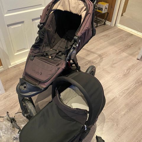 Baby jogger m/ bag og sittedel