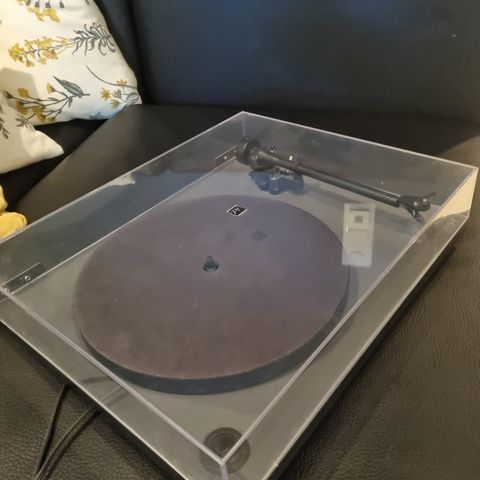 Rega P1