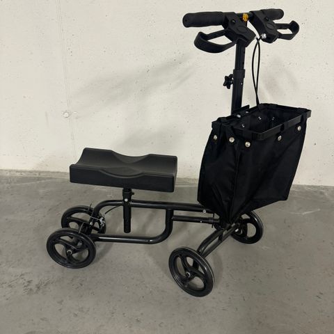 Knerullator / knee scooter