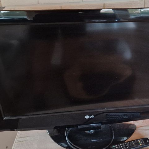 32 " LG TV - ikke smart tv