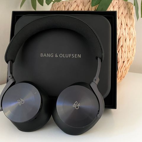 BANG&OLUFSEN BEOPLAY H95 - MEGET PENE - SVÆRT LITE BRUKT.