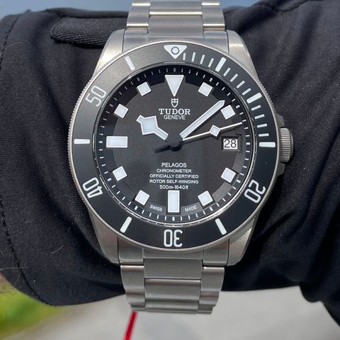 Ubrukt Tudor Pelagos 42, Norsk AD 2024