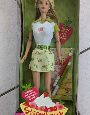 Mattel  - Barbie dukke Strawberry Party Special Edition - 1990–2000