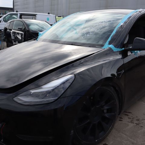 Bildeler fra Tesla Model Y 378kW 2021mod. (224385)