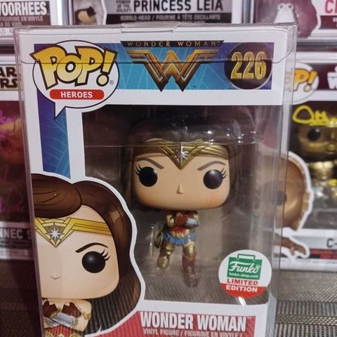 Funko  - Funko Pop Wonder Woman Collection of 5 #226 , #197 , #230 , #173 , #423