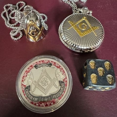 Temasamling - Splendid Freemasons Collection: pocket watch, silver bronze Call A