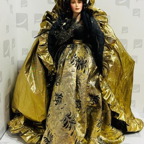 Franklin Heirloom Dolls  - Dukke Queen of Masquerade