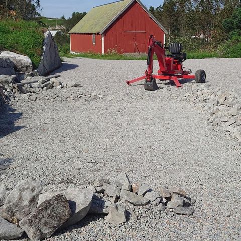 Minigraver Bronco gravemaskin - Perfekt for arbeid på hytta, sammenleggbar