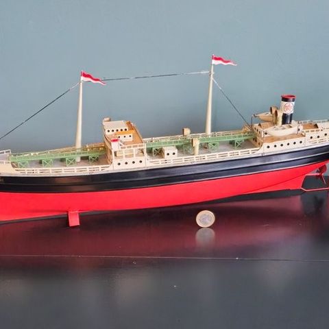 Fleischmann - Leketøy - 1930's Tinplate & Clockwork Cargo Ship With Caltex Funne