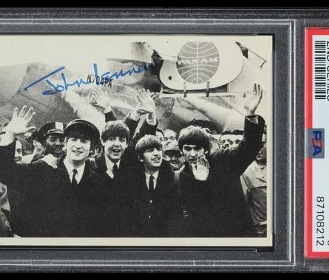 Beatles - Samlekort, B&W 2nd Series - John Lennon #75 - PSA 6 EXCELLENT - 1964