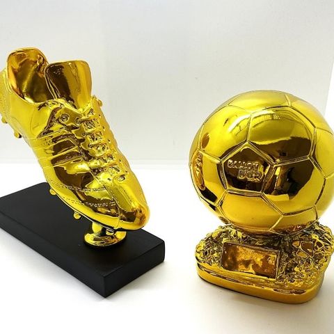 Temasamling - "Football" - Eksklusiv Golden Boot and Ball European Football Awar