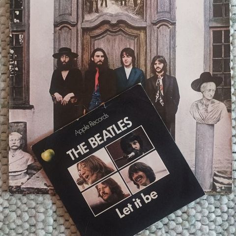 Beatles - "Hey Jude" Vinyl Album  /   "Let It Be" Vinyl Single - Flere titler - 