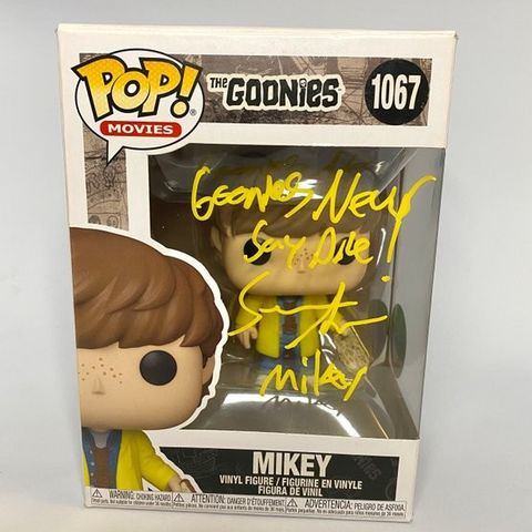 Funko  - Funko Pop The Goonies - Mikey #1067 Signed by Sean Astin Certificate w/