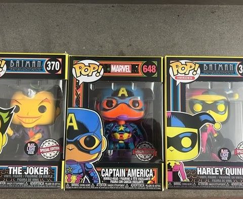 Funko  - Funko Pop Marvel / DC Black Light Collection of 3