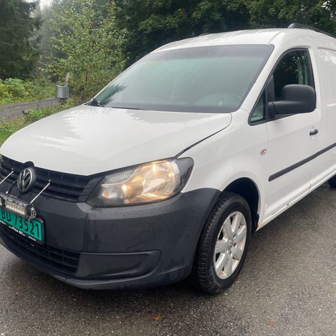 VOLKSWAGEN CADDY 2011. SELGES KUN I DELER. 20022.